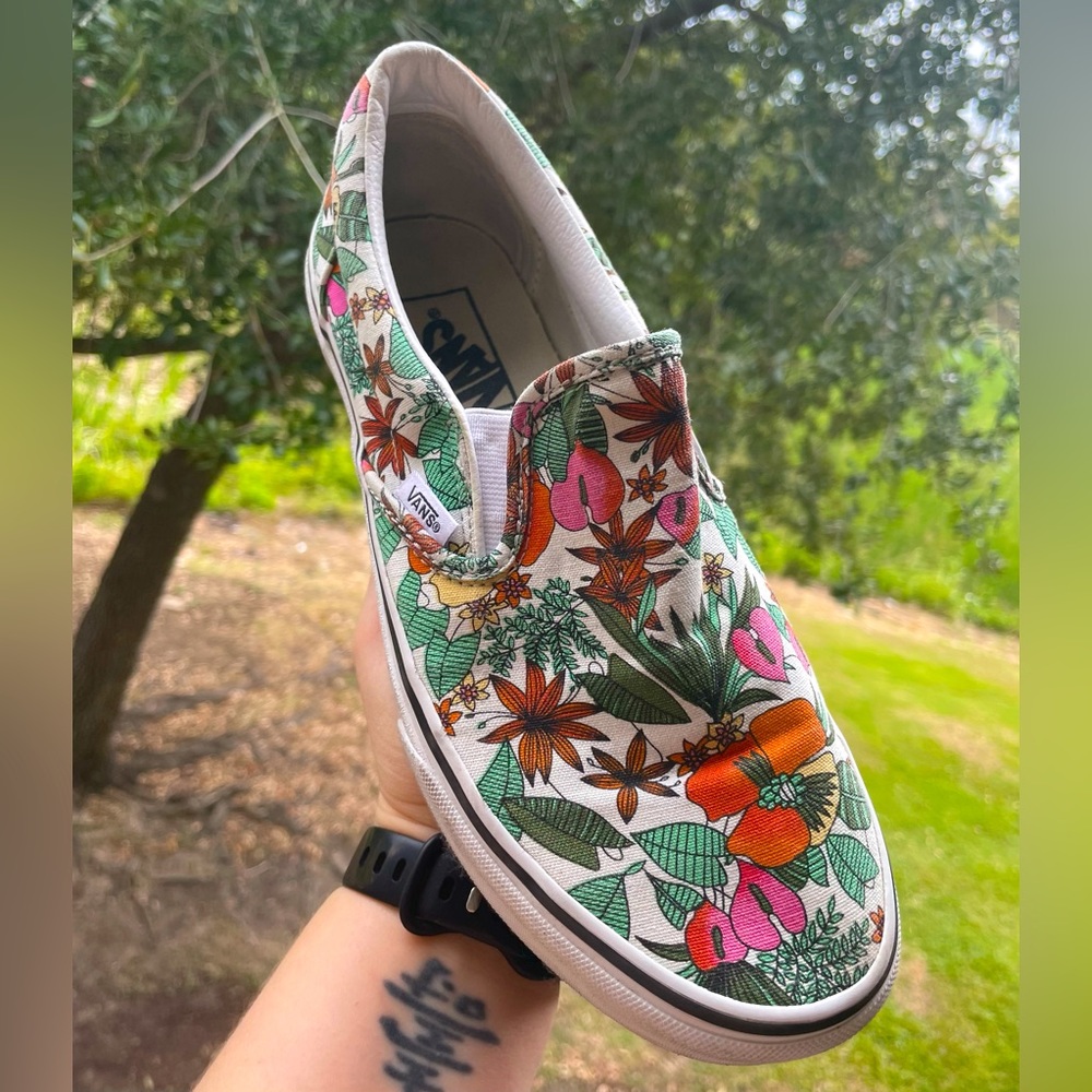 👟MULTI TROPIC SLIP ON VANS👟